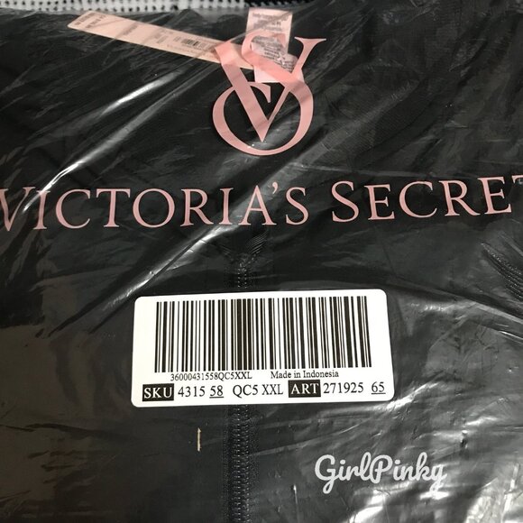 VICTORIA'S SECRET 2025 FASHION SHOW IN FLIGHT BOMBER JACKET IN SIZES XS & L - Picture 7 of 8